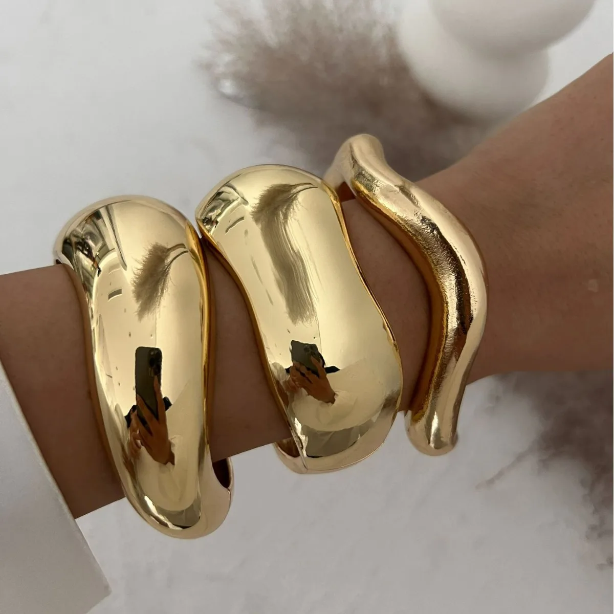 DIEZI Vintage Wide Cuff Bangles Hip Hop Punk Gold Silver Color Geometric Metal Spring Bangles For Women Bracelets Men Jewelry