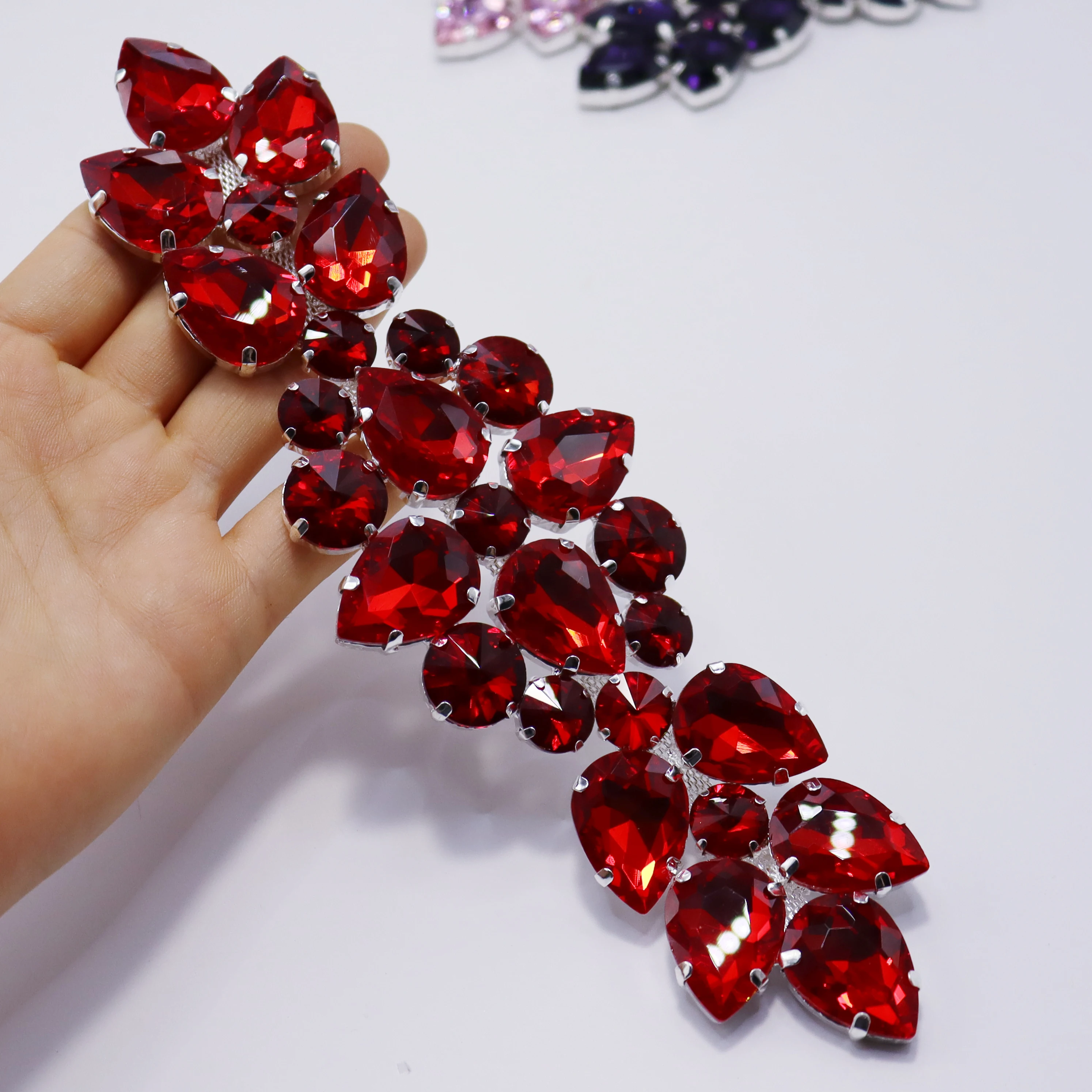 Large Teardrop-Shaped Rhinestone Applique Silver Sew On Patches Crystal Applique Sequin for Bridal Wedding Clothing
