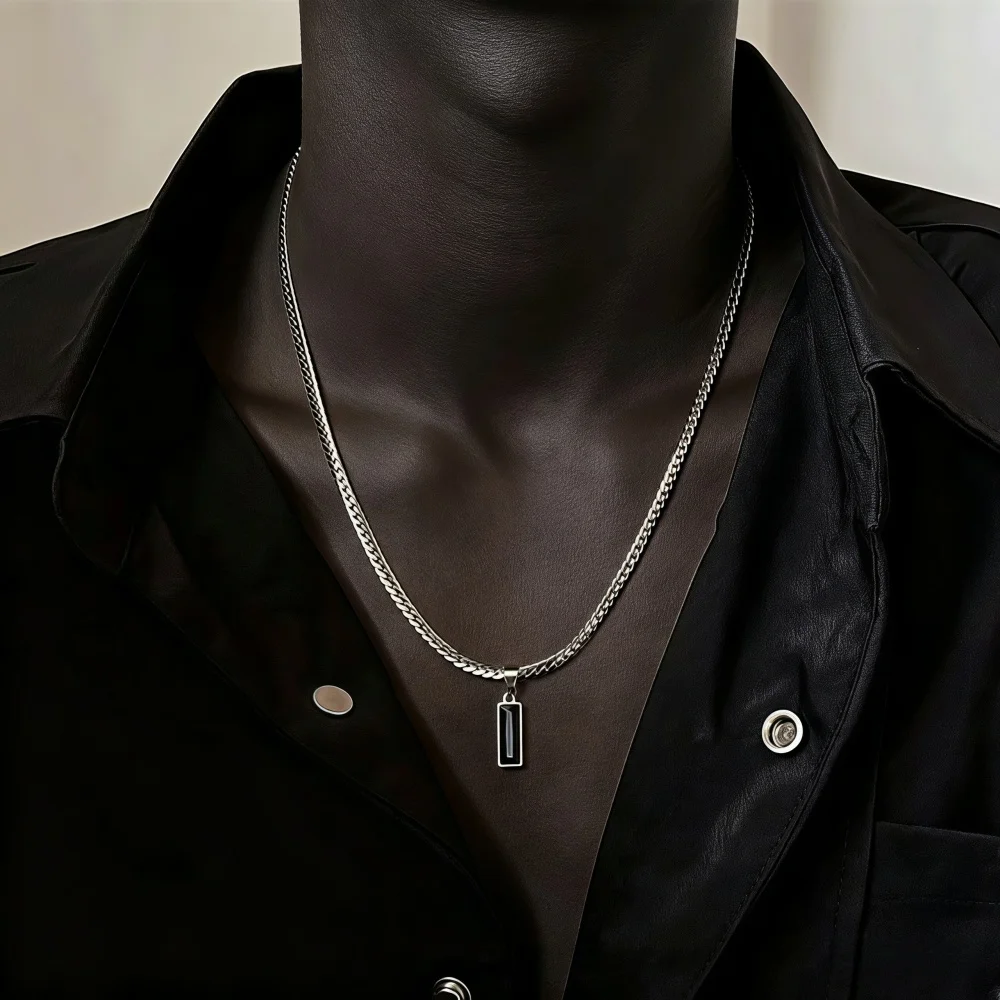 Hip-Hop Herren Schwarze Quadratische Kristall-Anhänger-Halskette Retro Edelstahl Flachkette Schmuck Mode-Accessoires
