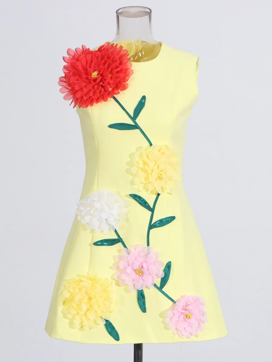 مصمم تنورة قصيرة 2025 صيف جديد وصول 3d Stereoflower جولة الرقبة أكمام عالية الخصر تانك حزب حفلة موسيقية اللباس