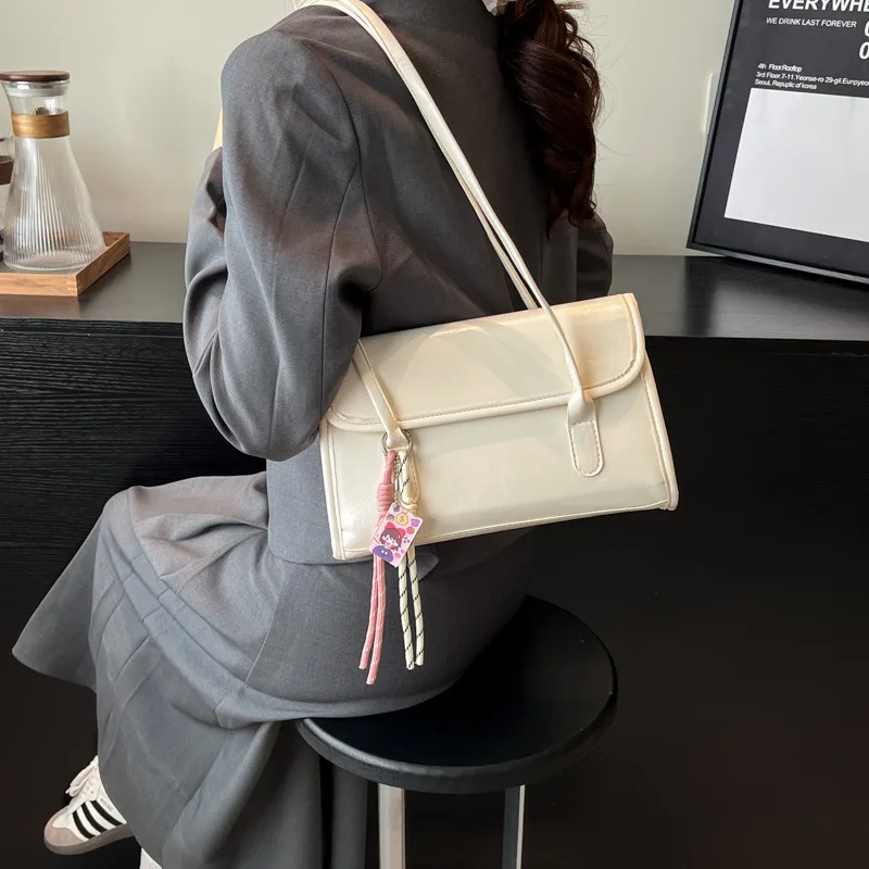 

2025 Hot Selling New Business PU Women's Bag New Retro Fashion Small Square Bag High Quality Women's Bag Purses