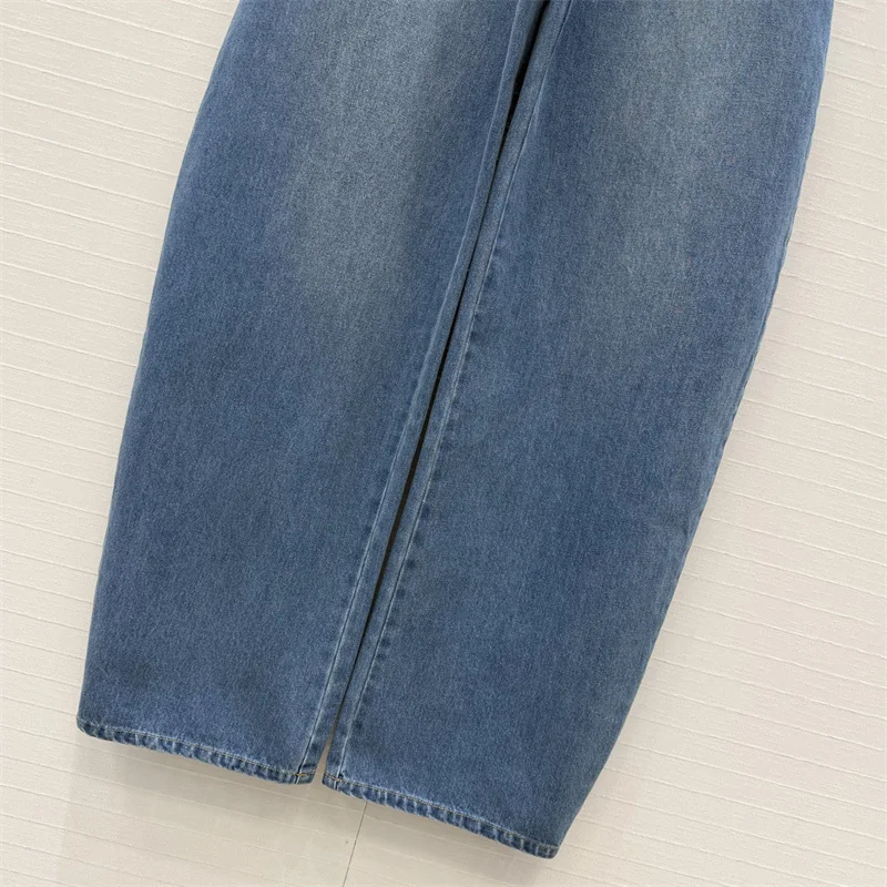 Immagine 7: Jeans da donna: Nuovi pantaloni a vita alta slim fit a gamba dritta per la primavera 2026, pantaloni vintage lavati a gamba larga in denim di puro cotone