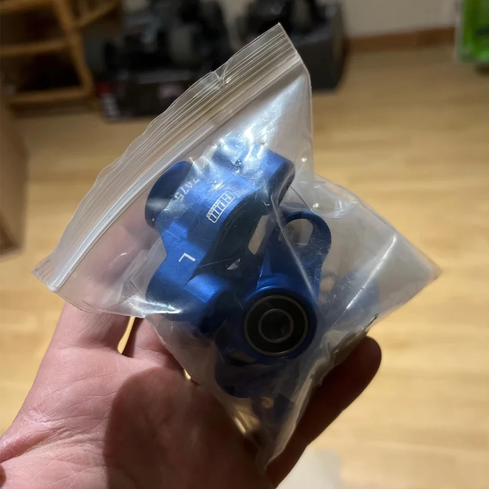 

GPM Metal Front Steering Block Steering Cup Hub AR330505 for ARRMA 1/7 Big Rock 1/8 Kraton Notorious Outcast EXB V5 V6 6S RC Car