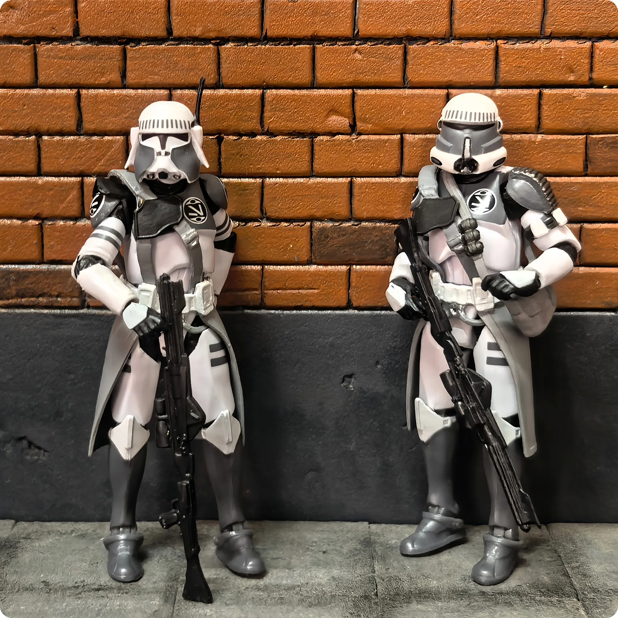 Star Wars 3.75 Inch Trooper 1/18 Shock Coruscant Guard Kamino Clone Sergeant Hound Fox Action Figure Toys Model Loose view 4