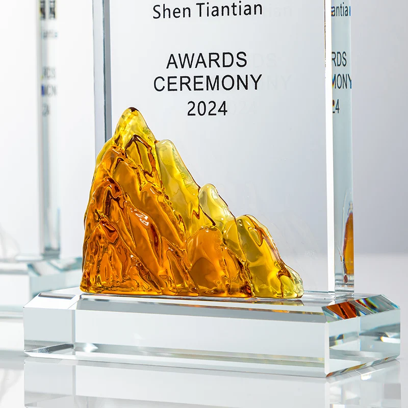 جائزة LvshenGifts الكأس الفائزة بحدث النحل المخصص للمدرسة لجوائز النوادي للأطفال أو البالغين أي موضوع شعار