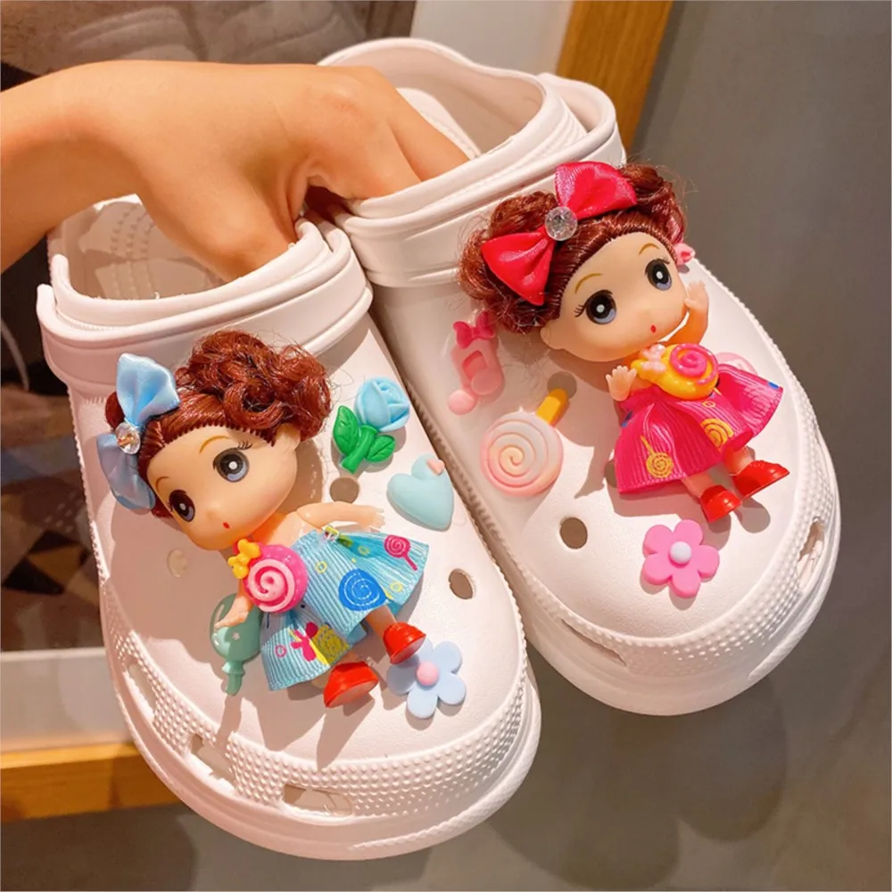 

Cartoon Cute style Clogs DIY 3D stereo doll Shoe Flower Decorative Buckles Detachable Soft Rubber Shoe Charms Children gift