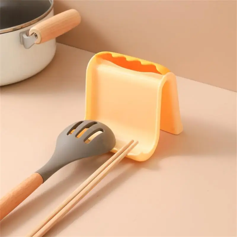 Multi-functional Kitchen Pot Cover Rack Water Leakage-proof Base Spatula Soup Spoon Plastic Desktop Pot Cover Rack Storage Rack