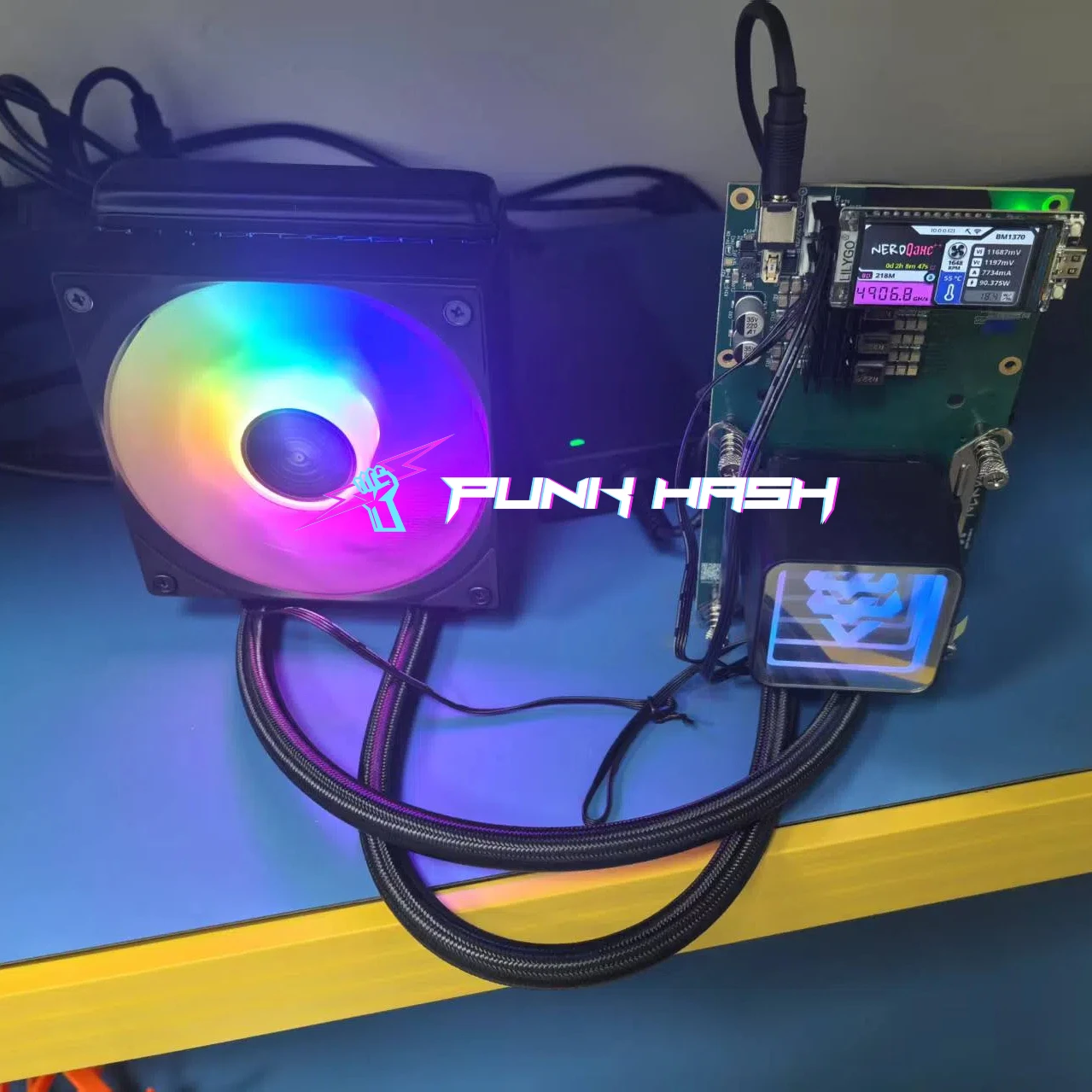 Hydro Cooling Bitaxe NerdQaxe++ ASIC Miner – 4.8TH/s NerdQAxe+ + Refrigeração a água com todos os tipos de plug NerdQAxe