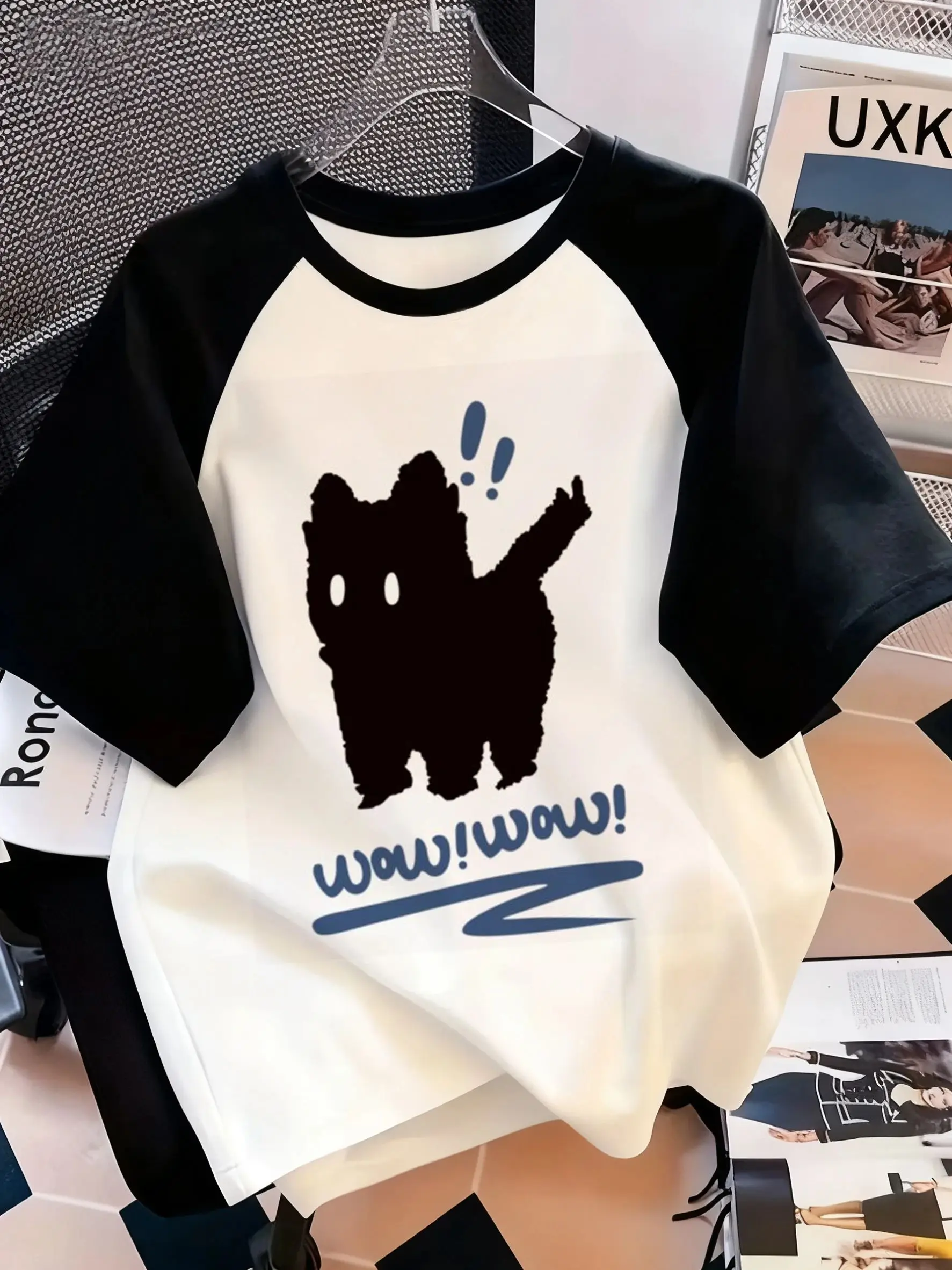 Interesting T-shirt with Cat Pattern, Spring and Summer Round Neck Casual Short Sleeved T-shirt, Women's Clothing