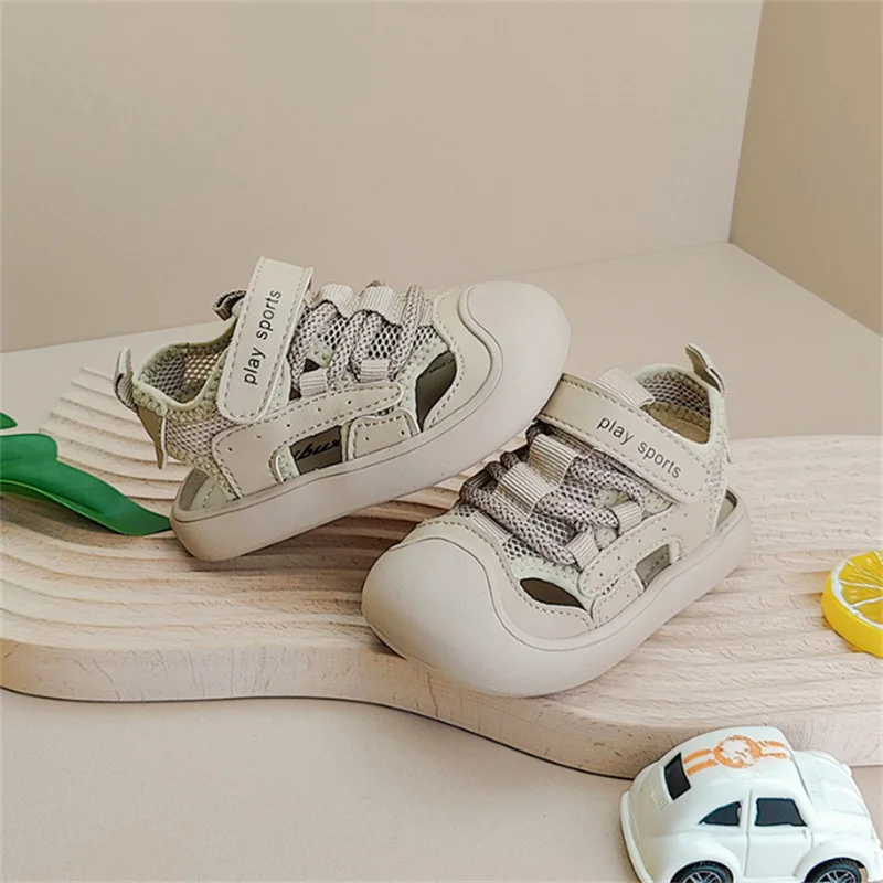 2024 New Summer Baby Shoes Mesh Cut-outs Soft Sole Boys Sandals Closed Toe Non-slip Fashion Toddler Kids Girls Sandals Beach