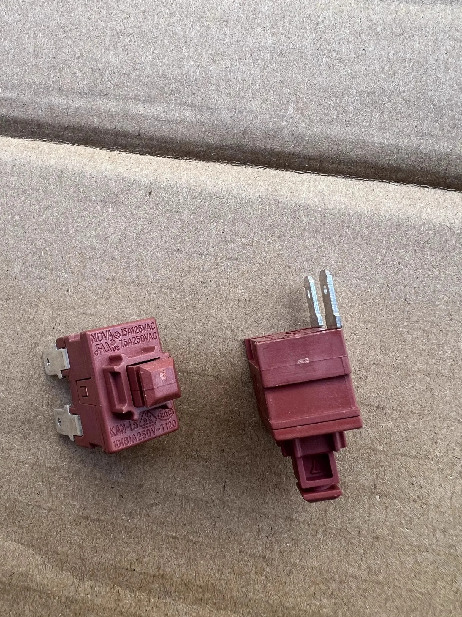 1~5PCS/LOT  Two-pin self-locking button switch KAN-L5 8A 250V