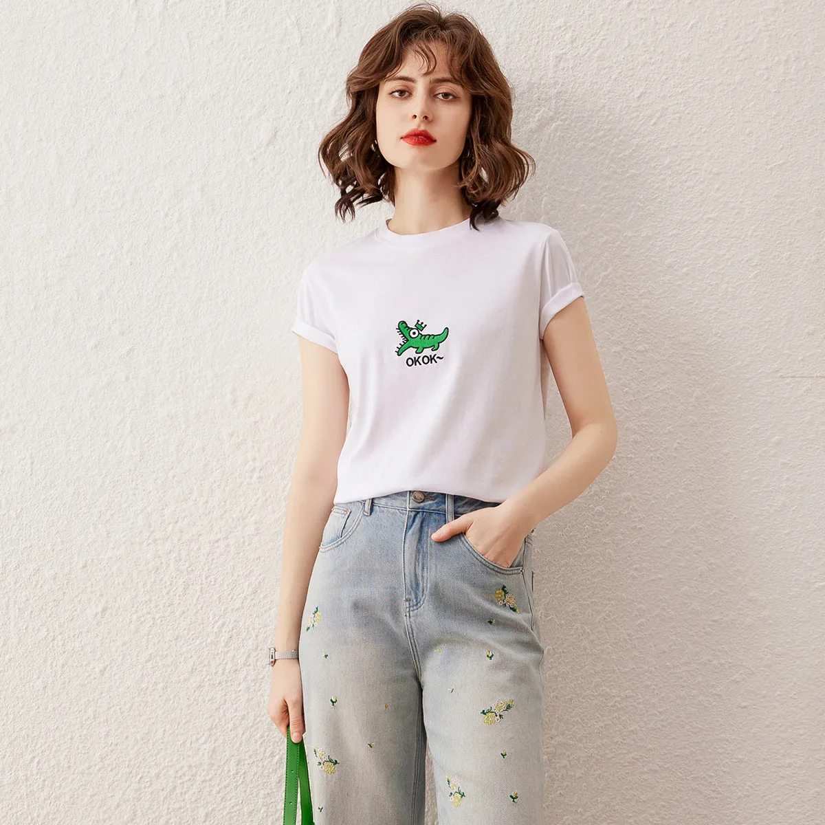 LOUIS YAO Women T-shirt 2024 Summer Crocodile Embroidery Tee Fashionable Casual Basic O Neck Short Sleeve Pullover Top