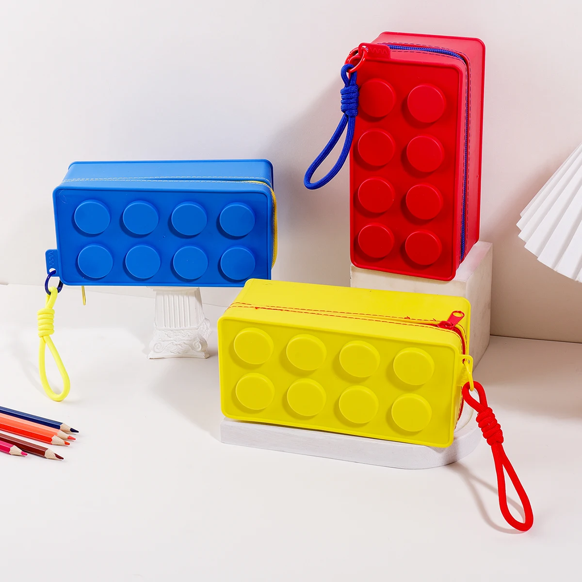 Portable creative building block pencil case, simple large-capacity stationery storage box, stackable pencil case school supplie