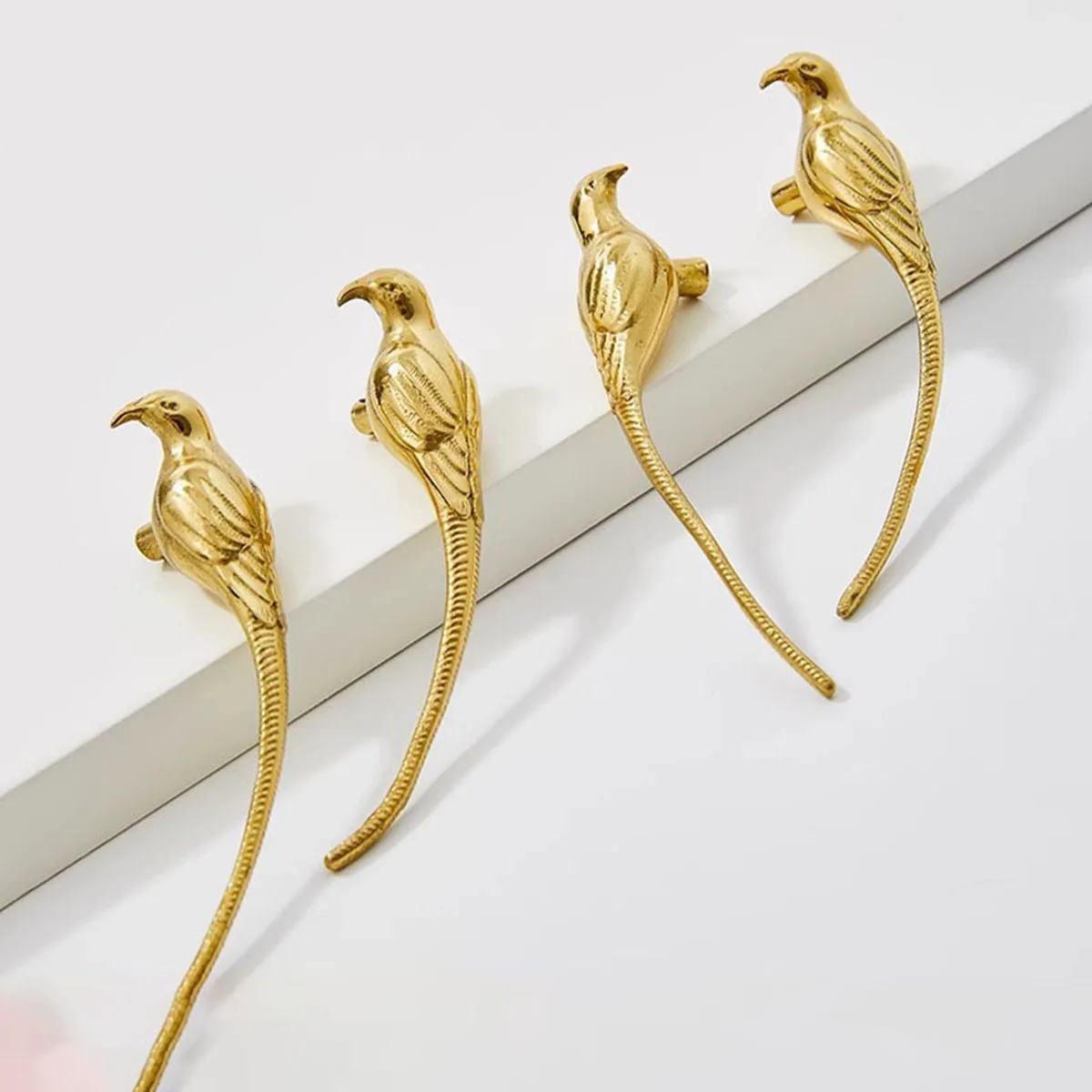 Golden Bird Cabinet Handle Personalized Wardrobe Handle Creative Children's Simple and High End Wine Cabinet Drawer Door Handle