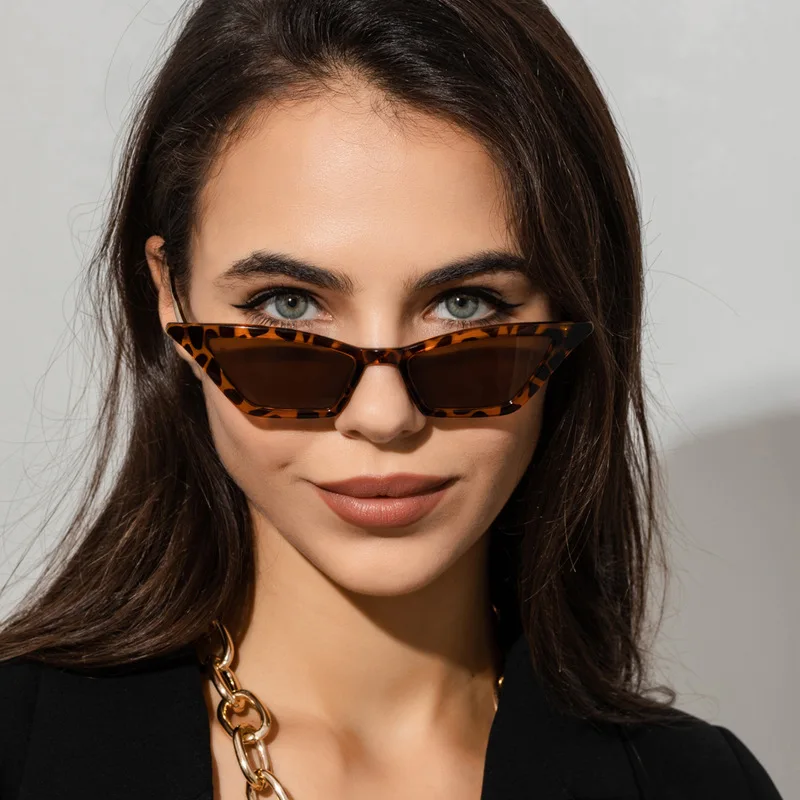 Women's small frame cat-eye metal sunglasses Hundreds of simple retro trend Street beat fashion2024 new models stage performance