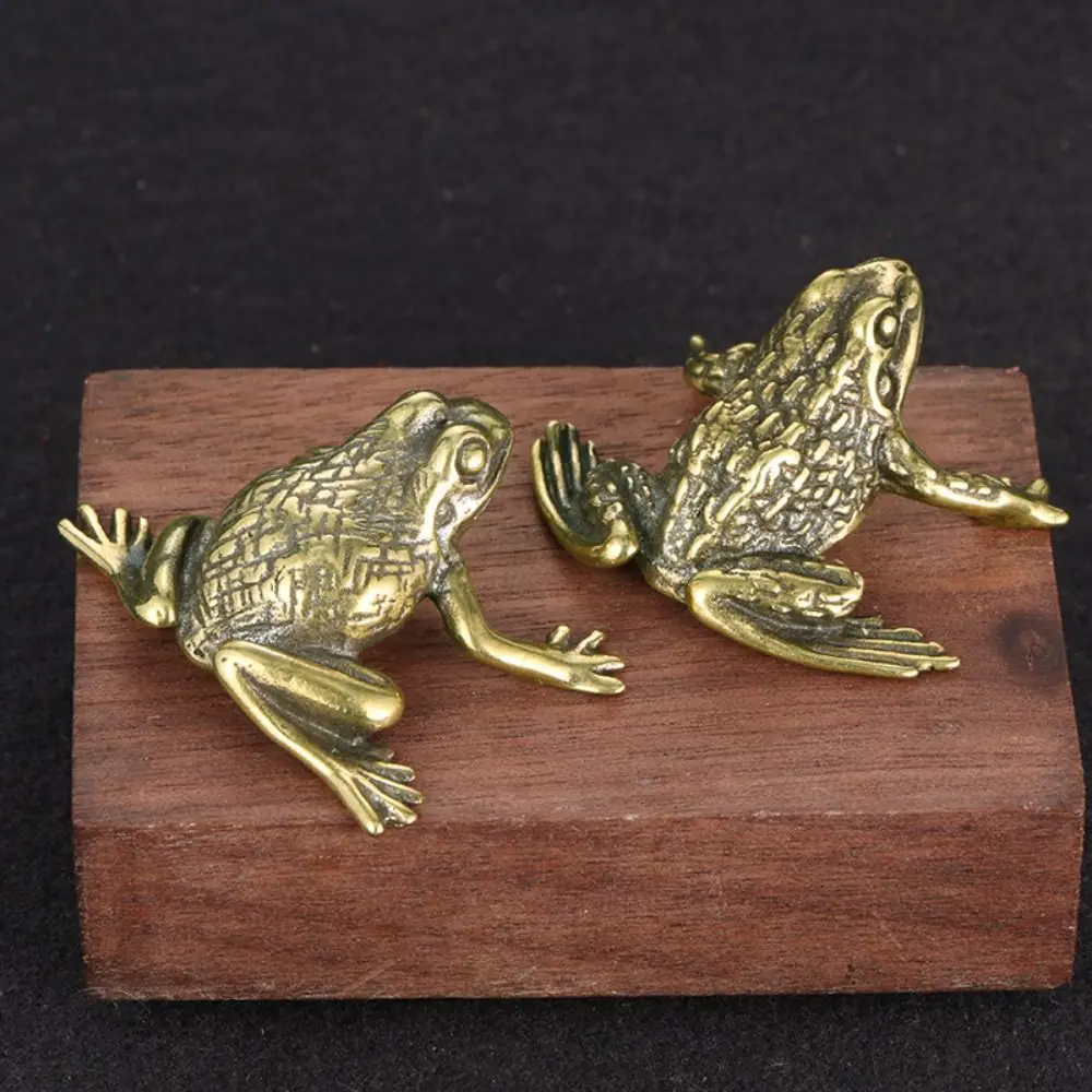 Solid Brass Brass Toad Figurine Retro Style Pure Copper Golden Toad Statue Small Size Exquisite Craft Tea Pet Ornament