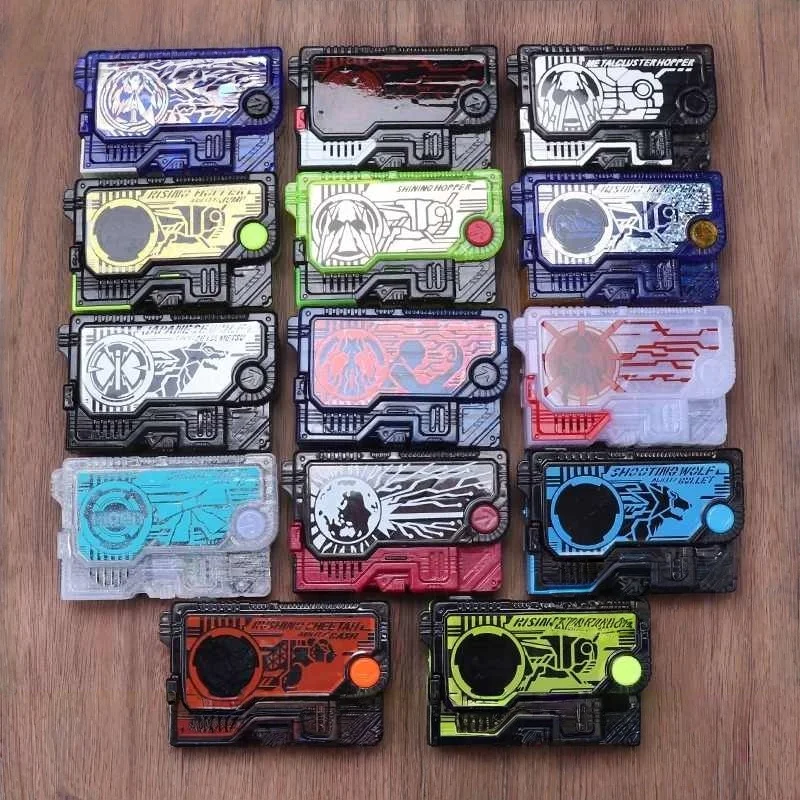

DX Kamen Rider Zero-One Progrise Key MetalCluster Hopper Shining Assault Hopper Hell Rising Eden Ark Scorpion Falcon Izu Toy