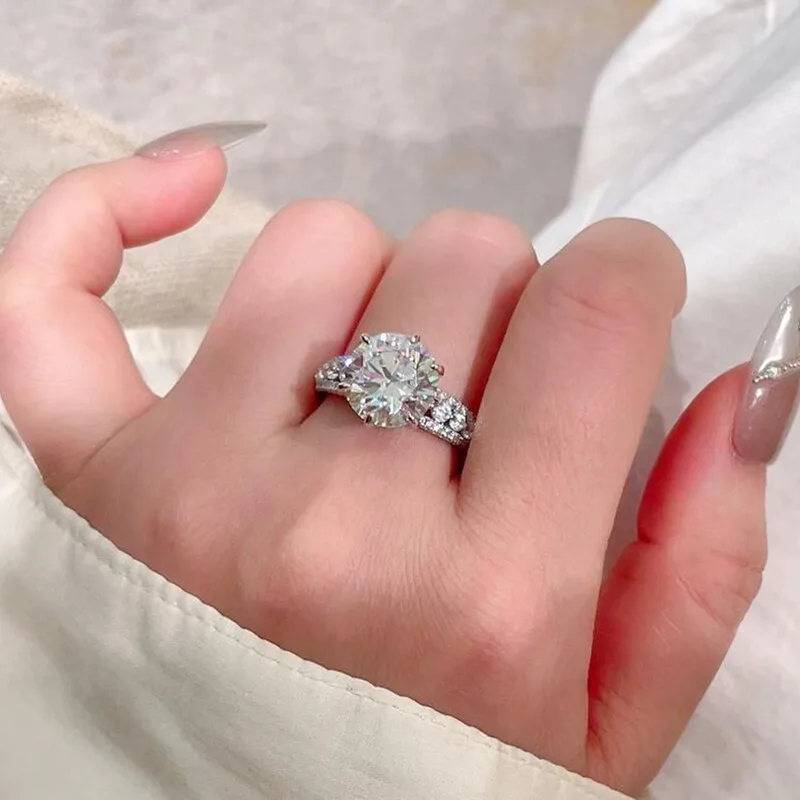 4 Carats High Sparkle Classic Six-prong Moissanite High Carbon Diamond Women's Ring With Openwork Design 925 Sterling Silver