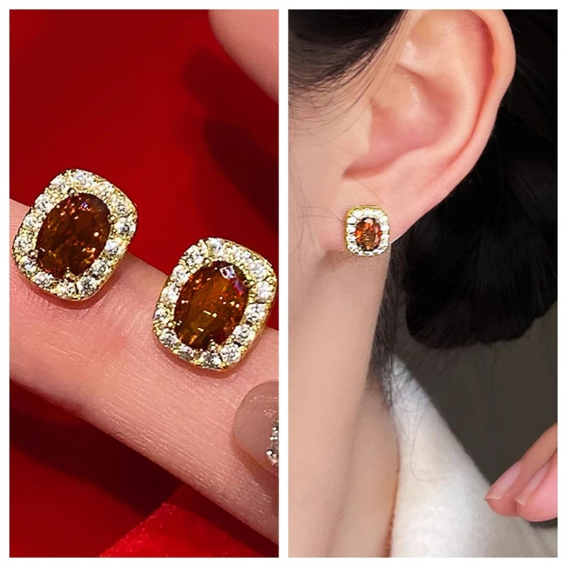 Эллиптическая геометрия, модные серьги с красным цирконом, компактный дизайн, простая повседневная одежда, оптовая продажа ювелирных изделий Эллиптическая геометрия, модные серьги с красным цирконом, компактный дизайн, простая повседневная одежда, оптовая продажа ювелирных изделий