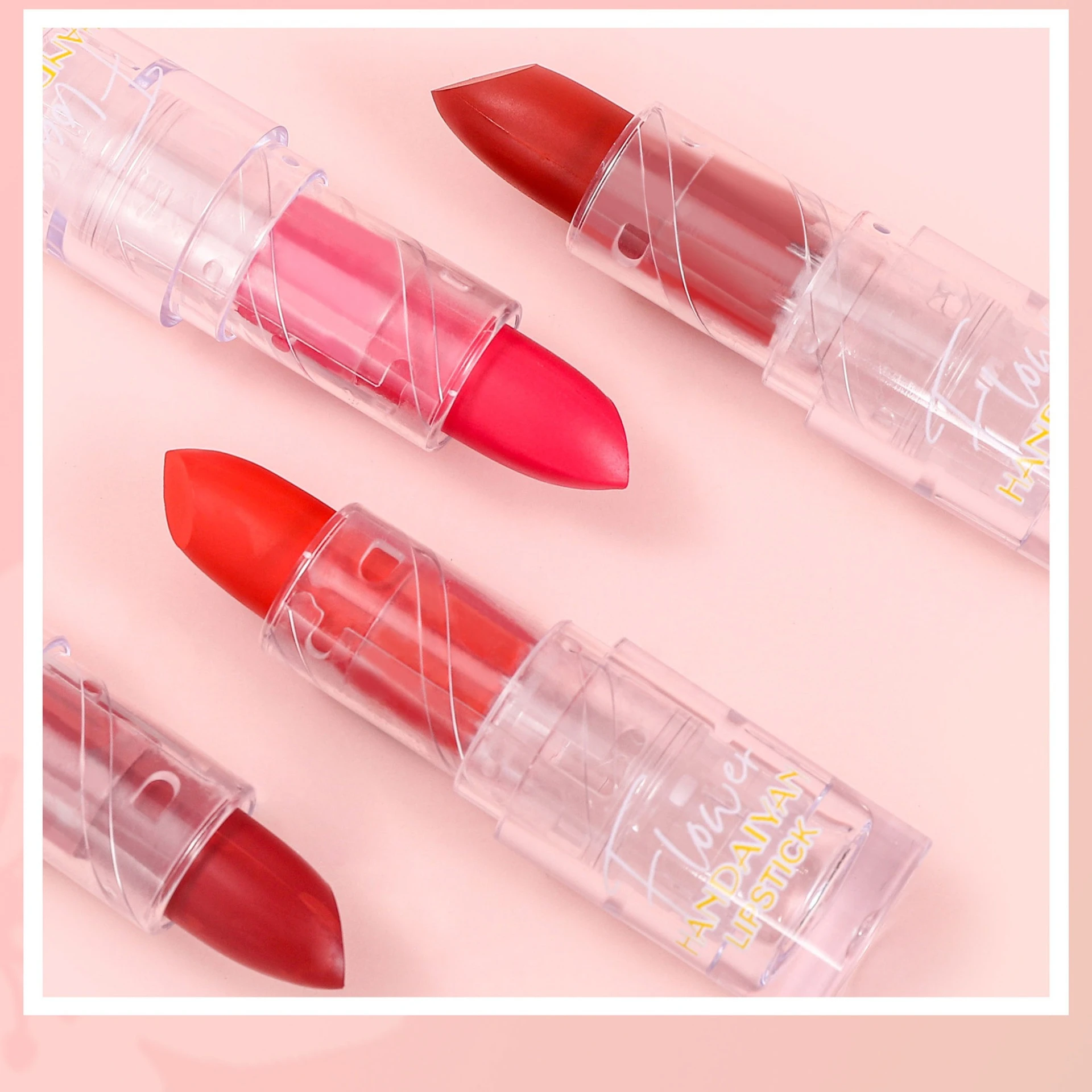 Rossetto opaco a 12 colori Finitura in velluto Impermeabile a lunga durata Formula idratante altamente pigmentata Non essiccante per l'uso tutto il giorno