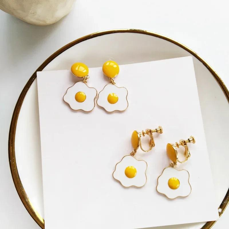 Creative Drop Oil Simulation Food Funny Omelet Egg Earrings Korean-Style Personalized Poached Egg Clip on Earrings No Hole