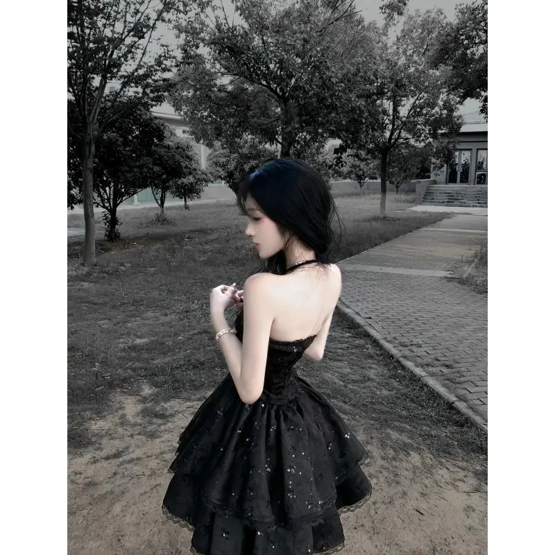 Mulheres sem alças vestido preto verão estilo gótico em camadas saia de malha fino ajuste elegante estrela bordado festa mini roupas estéticas