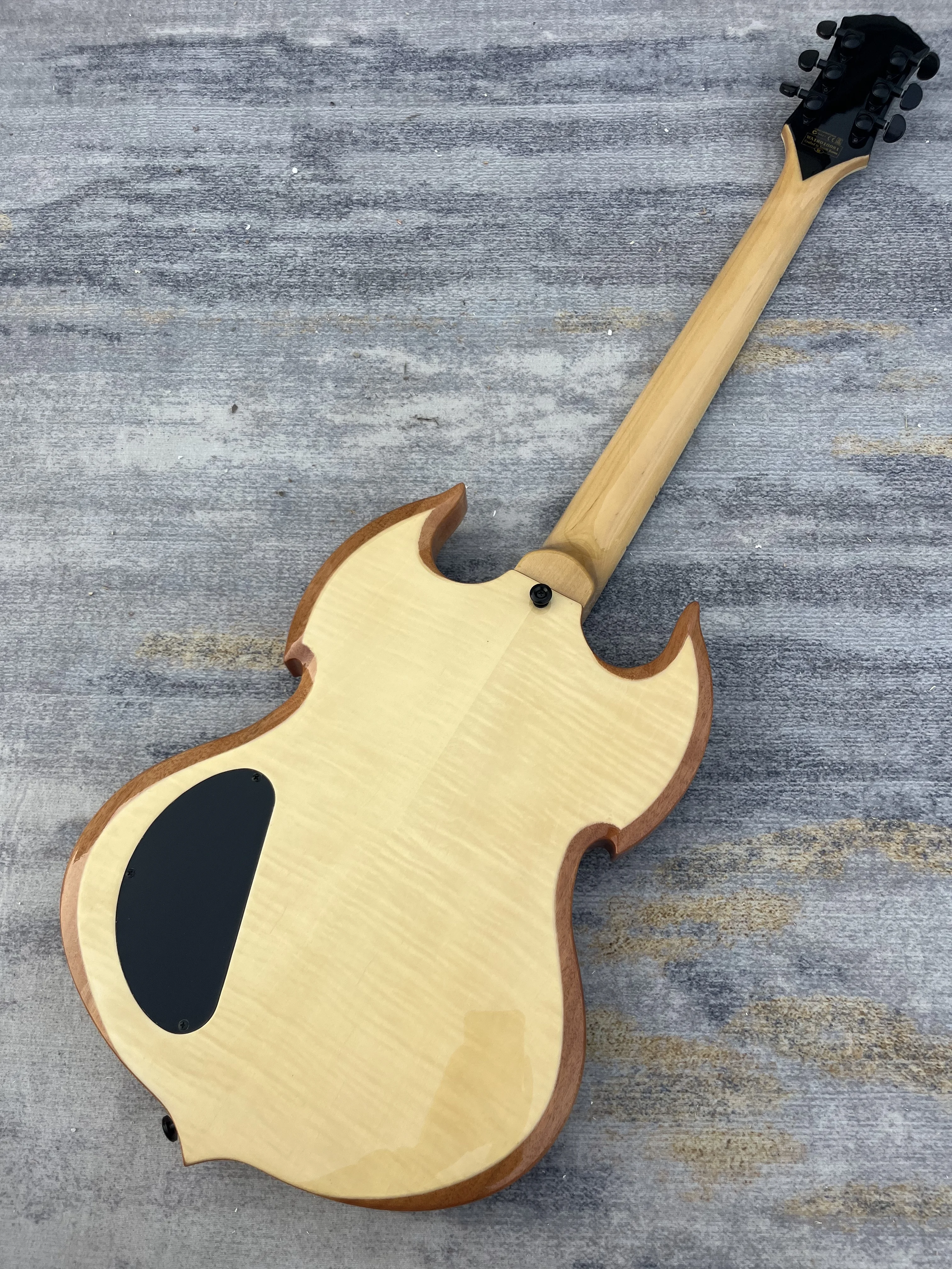 Guitarra elétrica chinesa S, c - Musical Instrument Images avaliação e preço