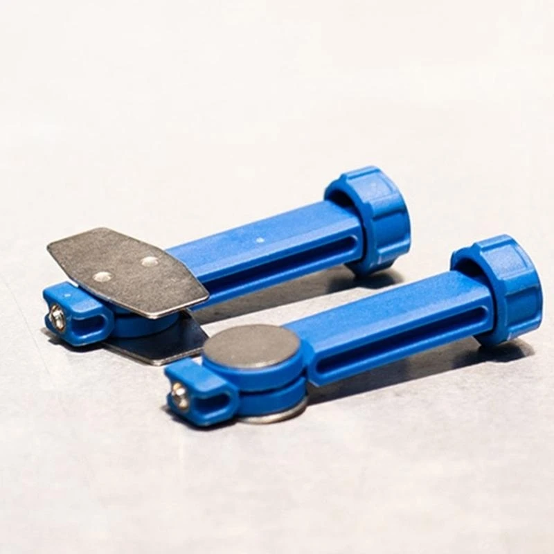 

Universal Brake Pad Alignment Tool Prevents Damage To Hydraulic Disc Component