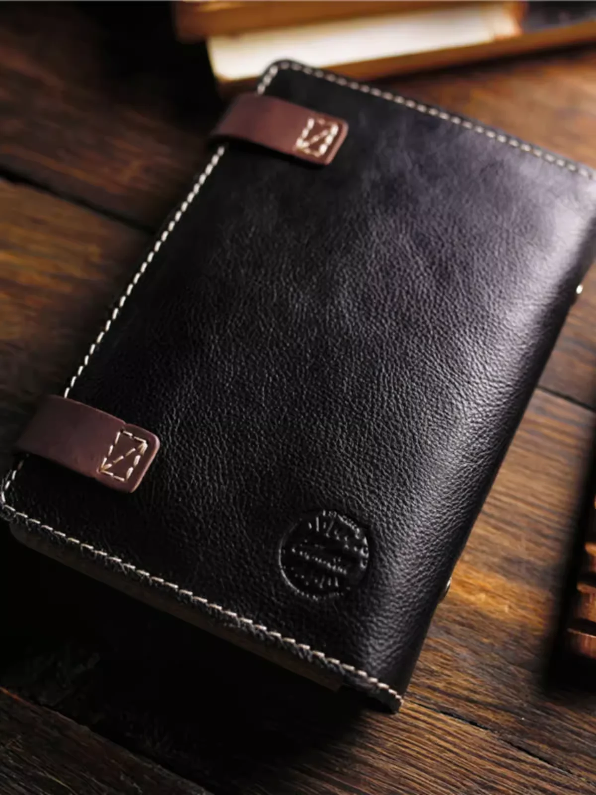 Handmade Genuine Leather A6 Binder Hand Account Travel Card Holder Original Design Folder for Documents Customized Travel Diary