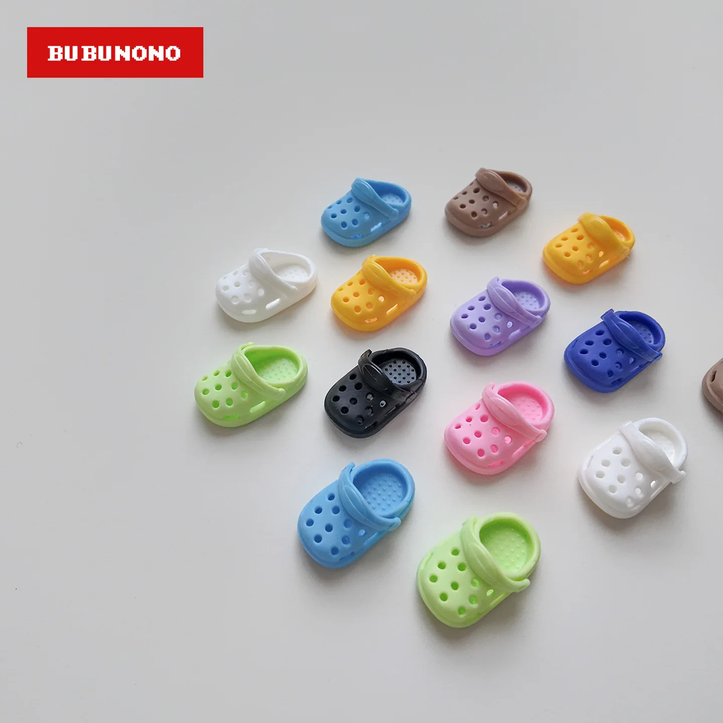 

Colorful Hole Shoes For 1st/2nd/3rd Gen Labubu Beach Sandals for Vinyl Doll, Cute Soft Sole Crocs Style Shoes Accessories