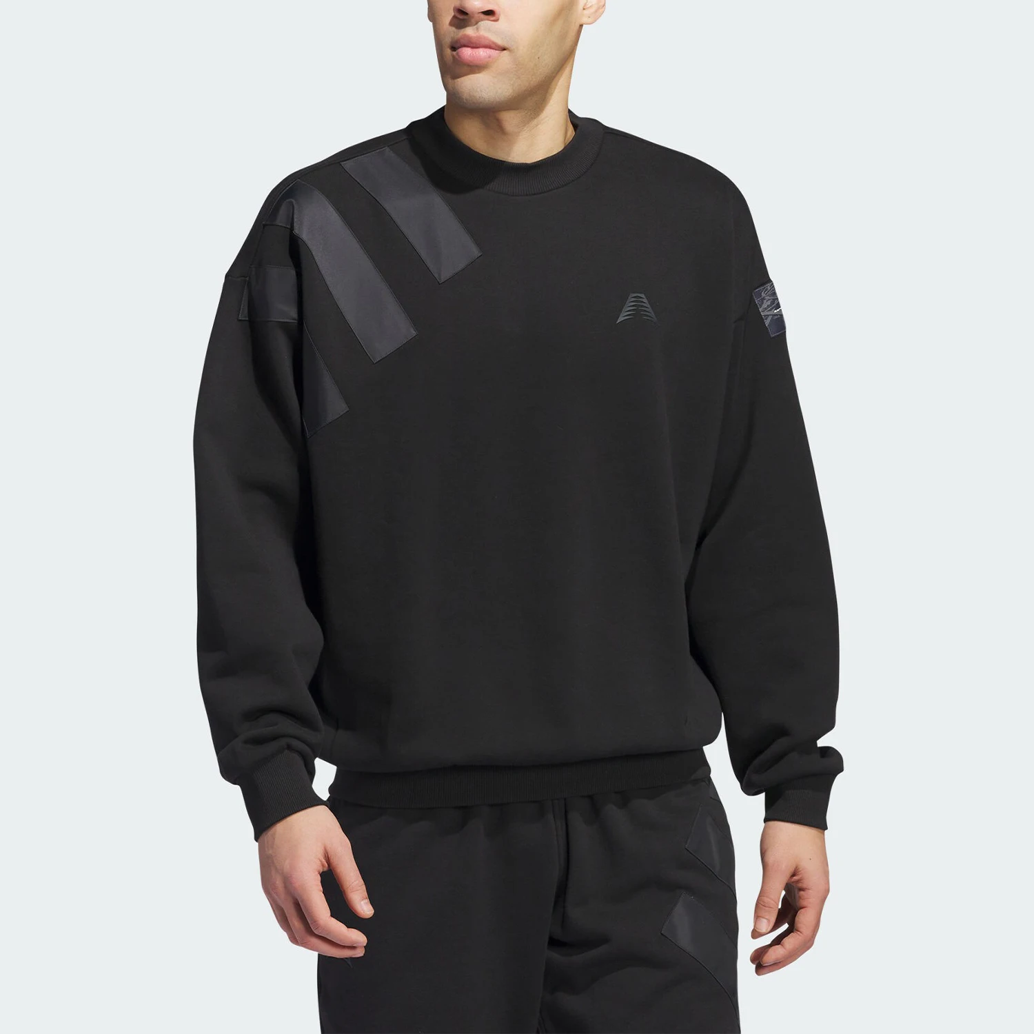 

adidas Originals Men's Loose Hooded Sports Sweatshirt IW8060