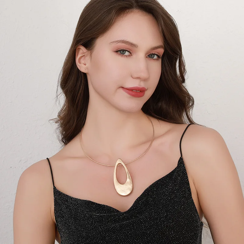 

Kaseakia Chunky Big Large Statement Water Drop Metal Alloy Pendant Choker Necklace for Women