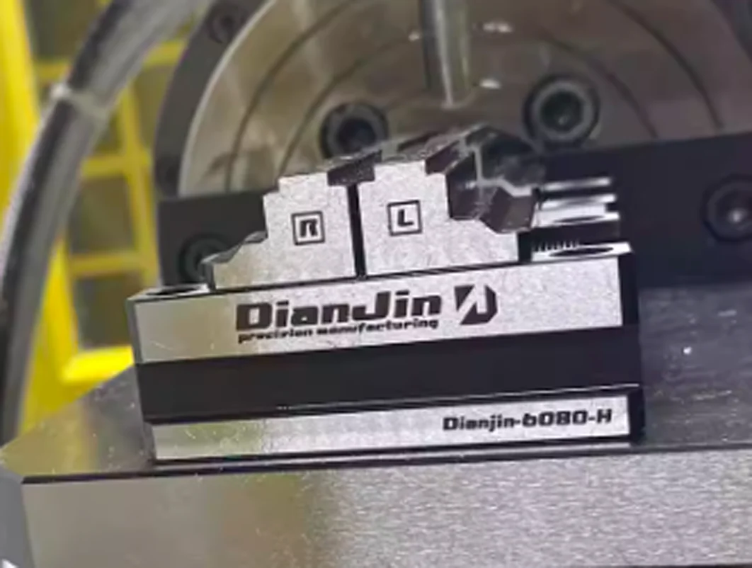 4 /5 Axis Fixture Self-centering Vise Positive/Negative Quick Clamping DJ-70100D