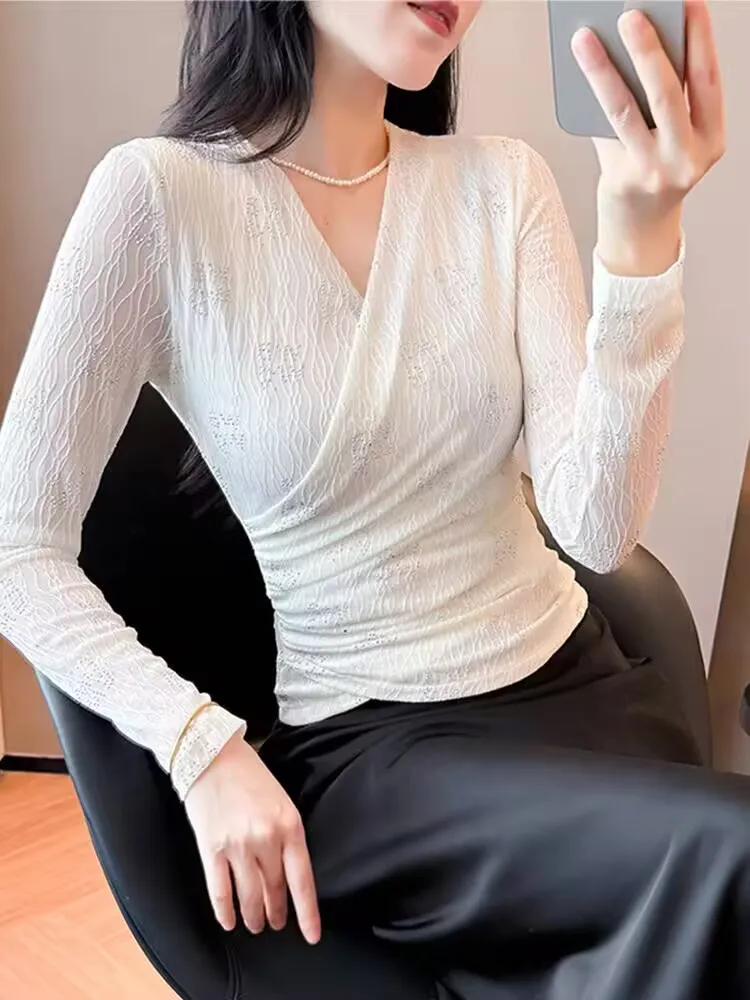 2025 심플 솔리드 엘레강트 메쉬 티셔츠 가을 겨울 여성 긴팔 탑 슬림 브이넥 다이아몬드 세트 벨벳 셔링 시어