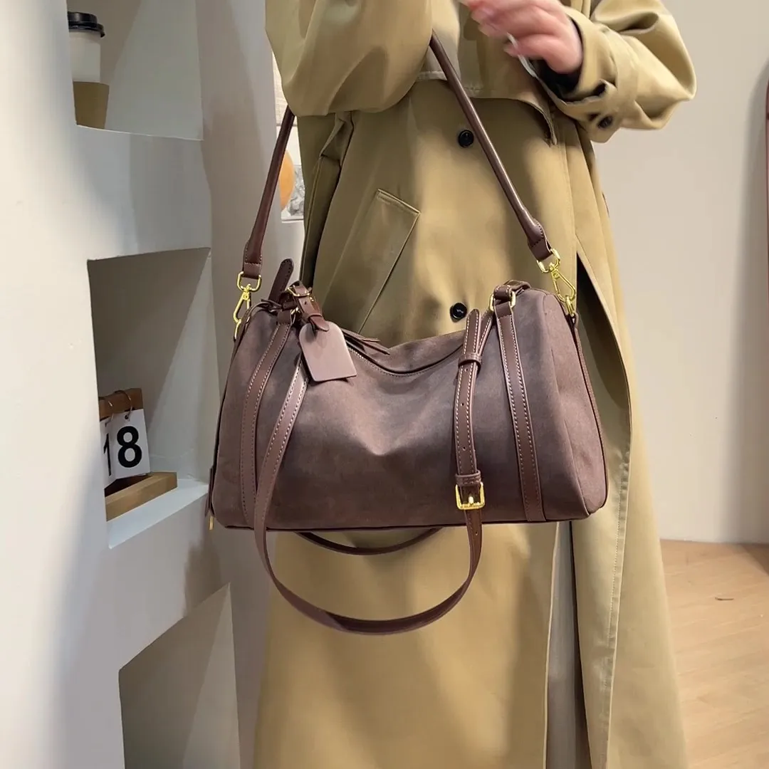 

Ladies Handbag Made of River-Printed Leather Featuring Paris Trendy Vintage Daily Modern Style