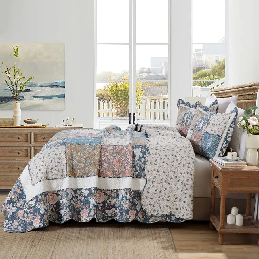 Vintage Patchwork 3-Piece Quilt Set - 100% Cotton Summer Quilted Bedspread, Lightweight Comforter & Bed Sheet for Home Decor