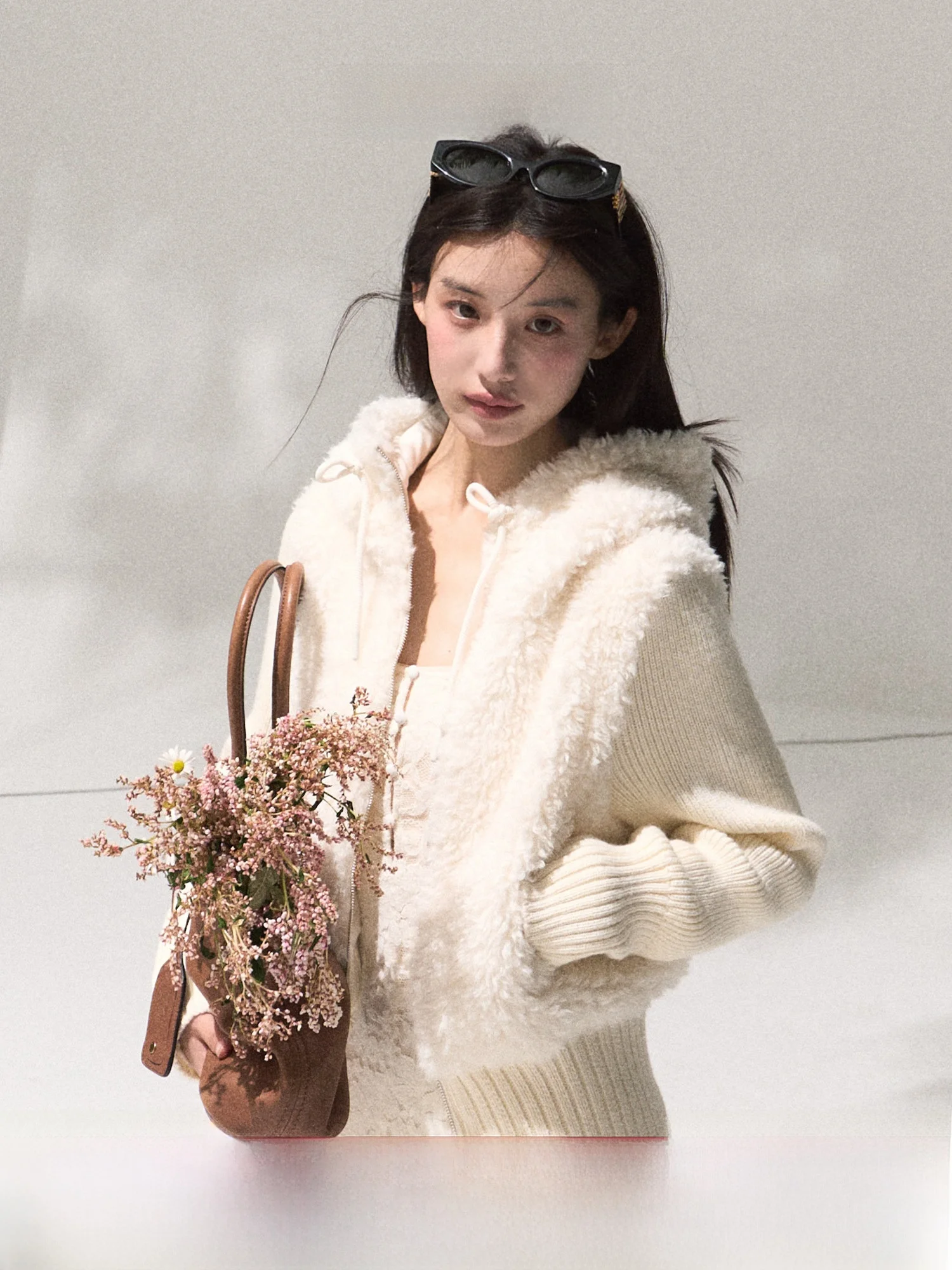 

Комплект OAKMOO: Женский вязаный жакет из овечьей шерсти и прямые повседневные брюки. Зимний модный костюм-двойка с высокой талией и длинной молнией.