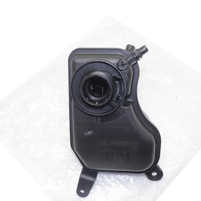 

17137640514 17137567462 Расширительный бачок охлаждающей жидкости для BMW E81 E87 116i 118i 120i E90 E91 E92 E93 316i 318i 320i 323i 325i 328i 330i