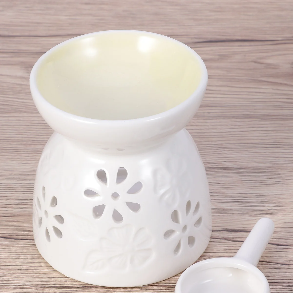 

Aromatherapy Holder Ceramic Fragrance Lamp for Bedroom Study Sauna Spa Relax Mind Essential Oil Lamps Home Office Use