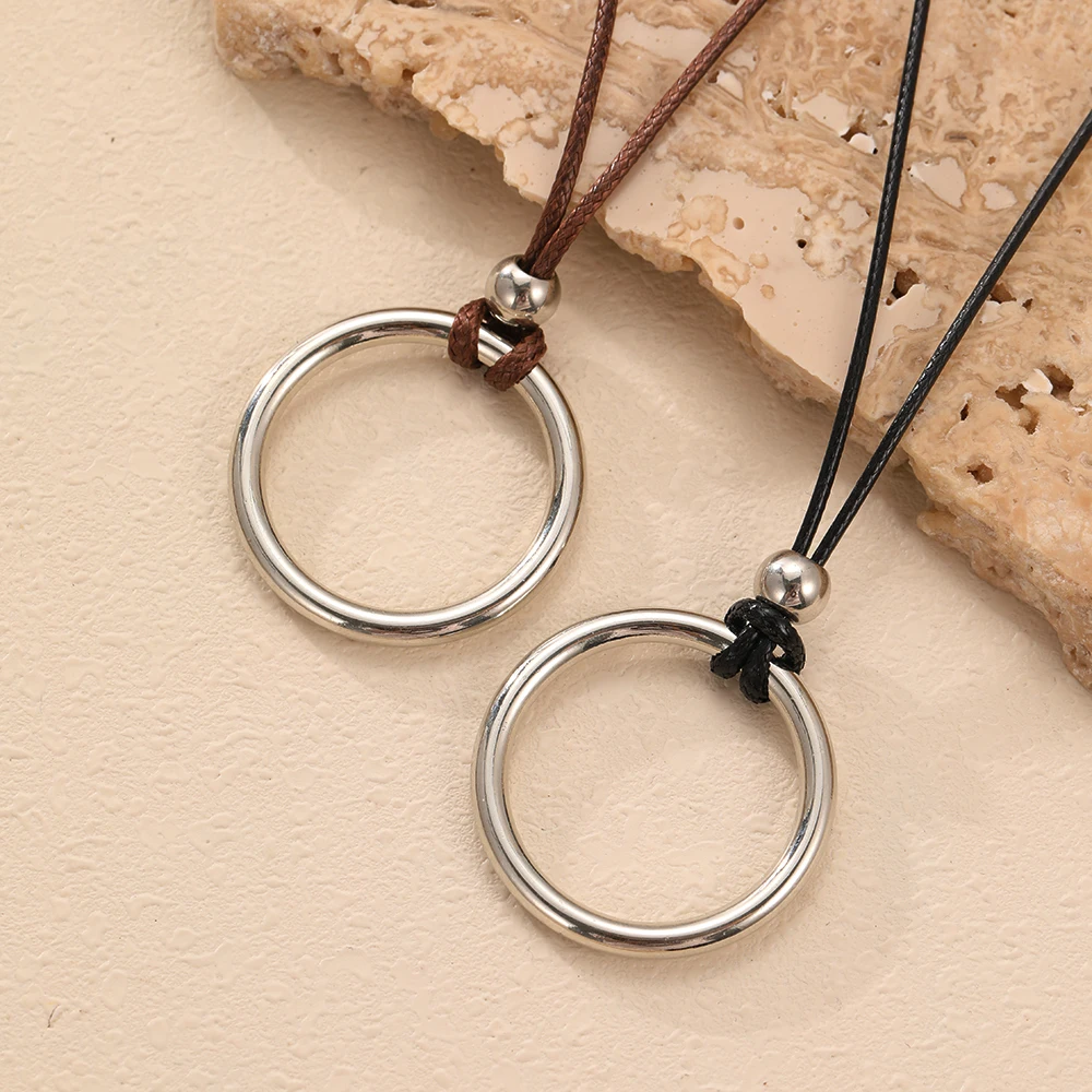Bohemian Simple Alloy Exaggerated Hollow Circle Pendant Necklaces for Women Hand-woven Leather Cord Beach Vacation Party Jewelry