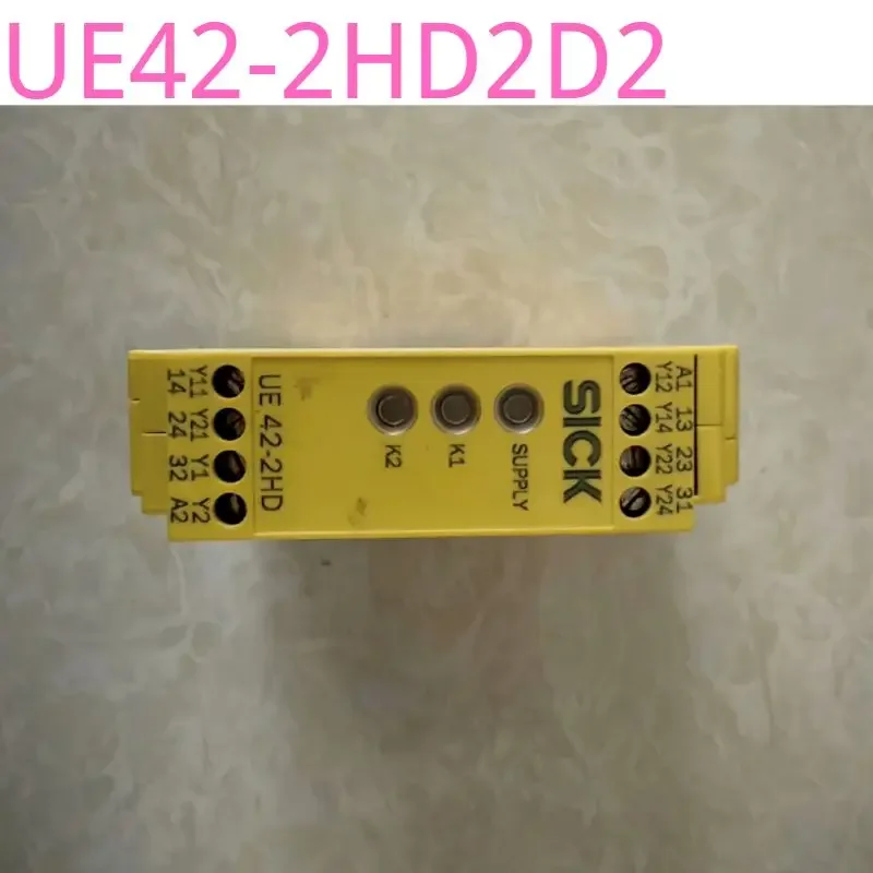 

Used SICK safety relay UE42-2HD2D2 Function OK