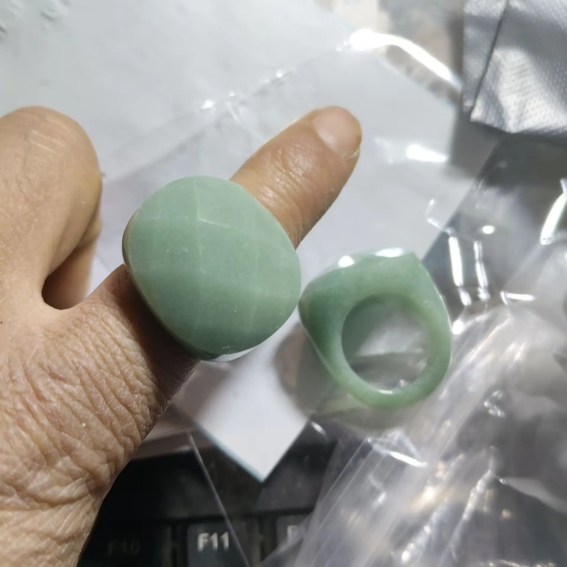 1PC Men\'s Nature Green Aventurine Ring Faceted Surface Fashion Jewelry Size 20MM/21MM for Party Wear