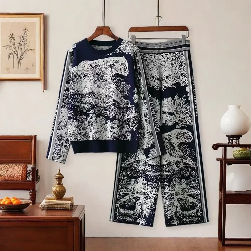 

Jungle Series Round Neck Animal Jacquard Pattern Knitted Autumn and Winter New Wide-leg Slimming Versatile Two-piece Suit