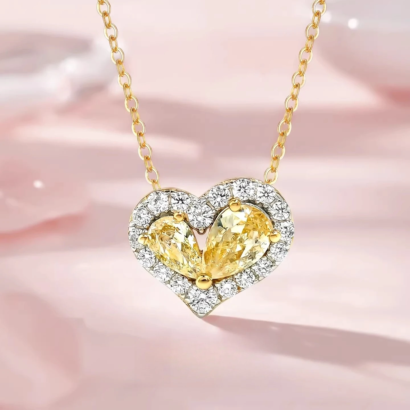 

S925 Silver Pear shaped Yellow Zircon Heart shaped Necklace with Colorful Treasure Design for Women's Jewelry