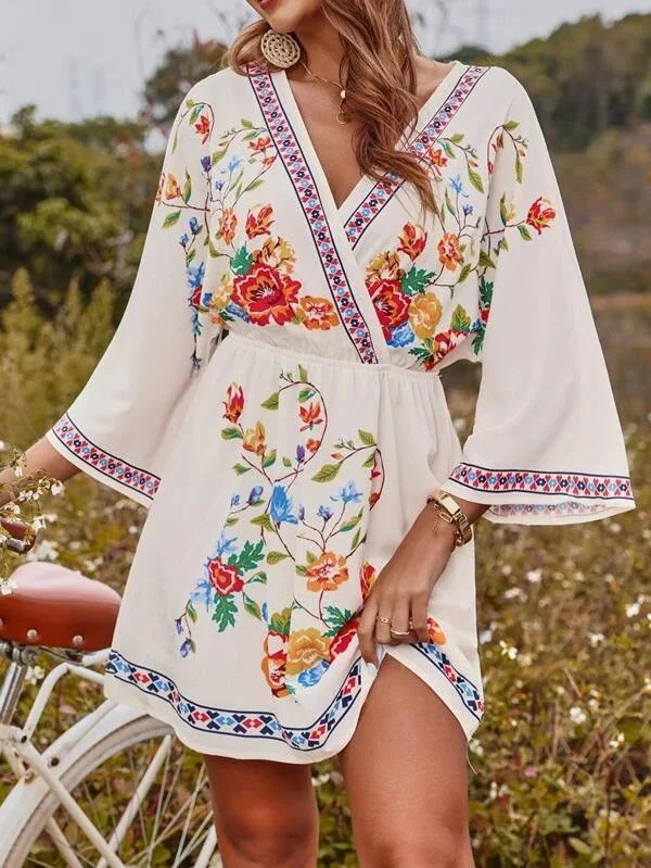 

Bohemian Retro Ethnic Style Heavy Printing Temperament Waist Cinching Slimming Short Vacation Dress