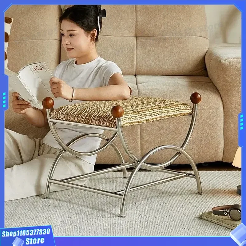 French Retro Metal Shoe Changing Stool Soft Bag Foot Pedal Small Sofa Bench for Dressing Room Compact Apartment Furniture