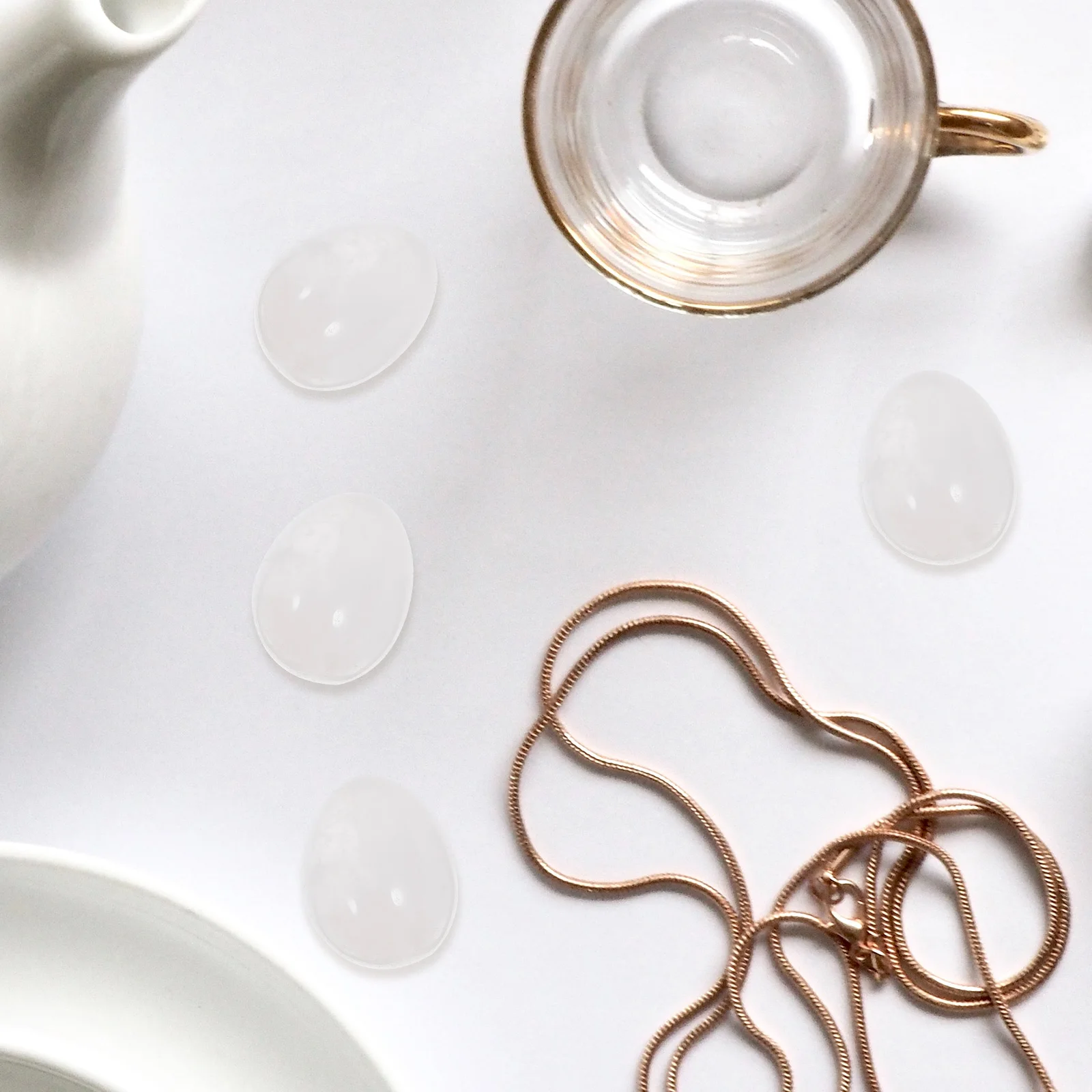 

Натуральные прозрачные кварцевые камни 2-3 см, полированные нерегулярные целебные кристаллы чакры для ювелирных изделий, вазы, наполнители 300 г