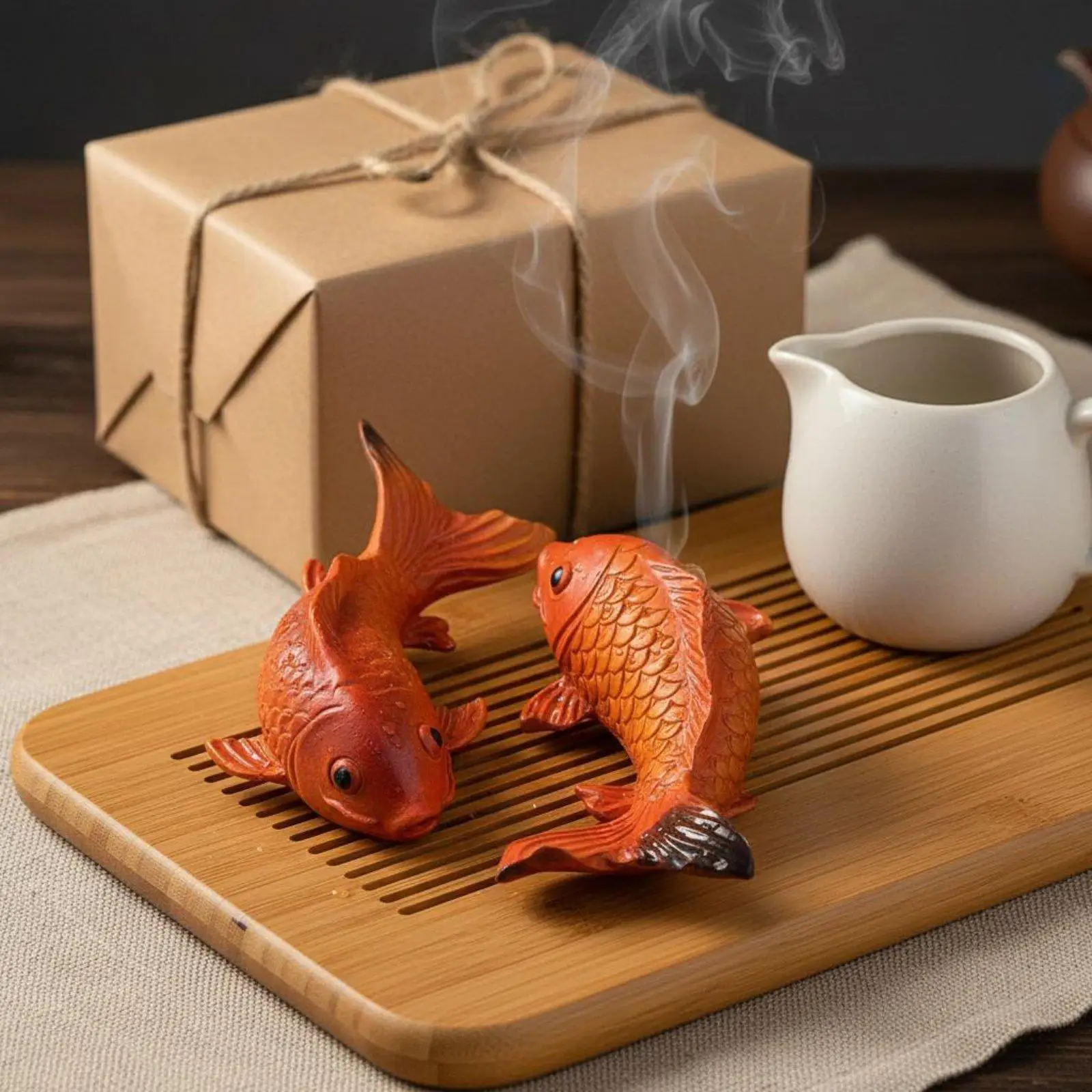 Zen Desk Resin Carp Tea Pet Decorative Ceramic Piece Heat Sensitive Fish Ornament for Home Tea Tray