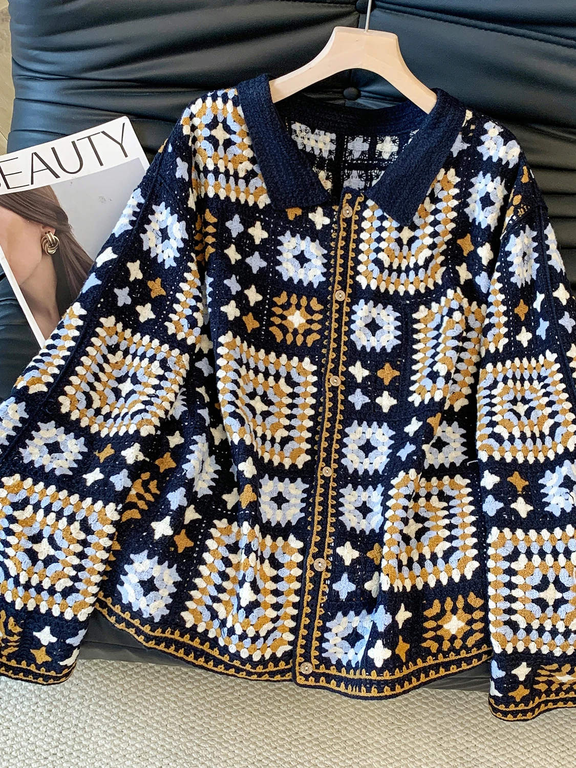 เสื้อคาร์ดิแกนไหมพรมถักลายดอกไม้แบบหลวม สไตล์ลำลองสำหรับผู้หญิง แขนยาวปานกลาง