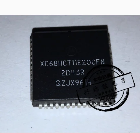 100% NEW   XC68HC711E20CFN  PLCC52    Brand new genuine product